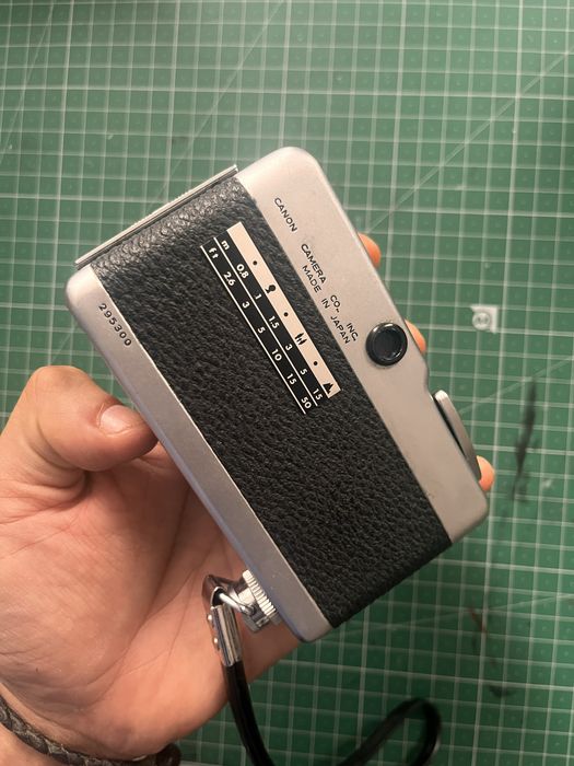 Camera 35mm - Canon Demi