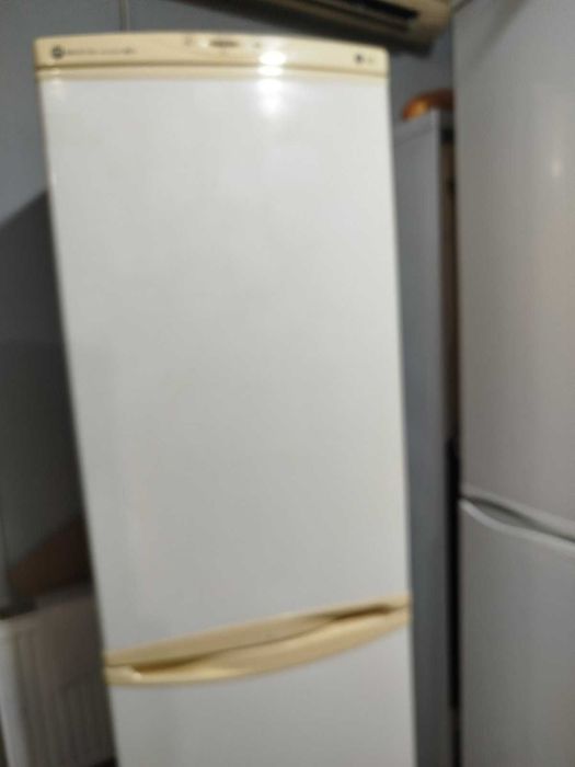 Холодильник продам