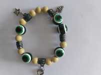 Pulseira elástica "Olho Grego" ou "Olhar de Deus" com pendentes