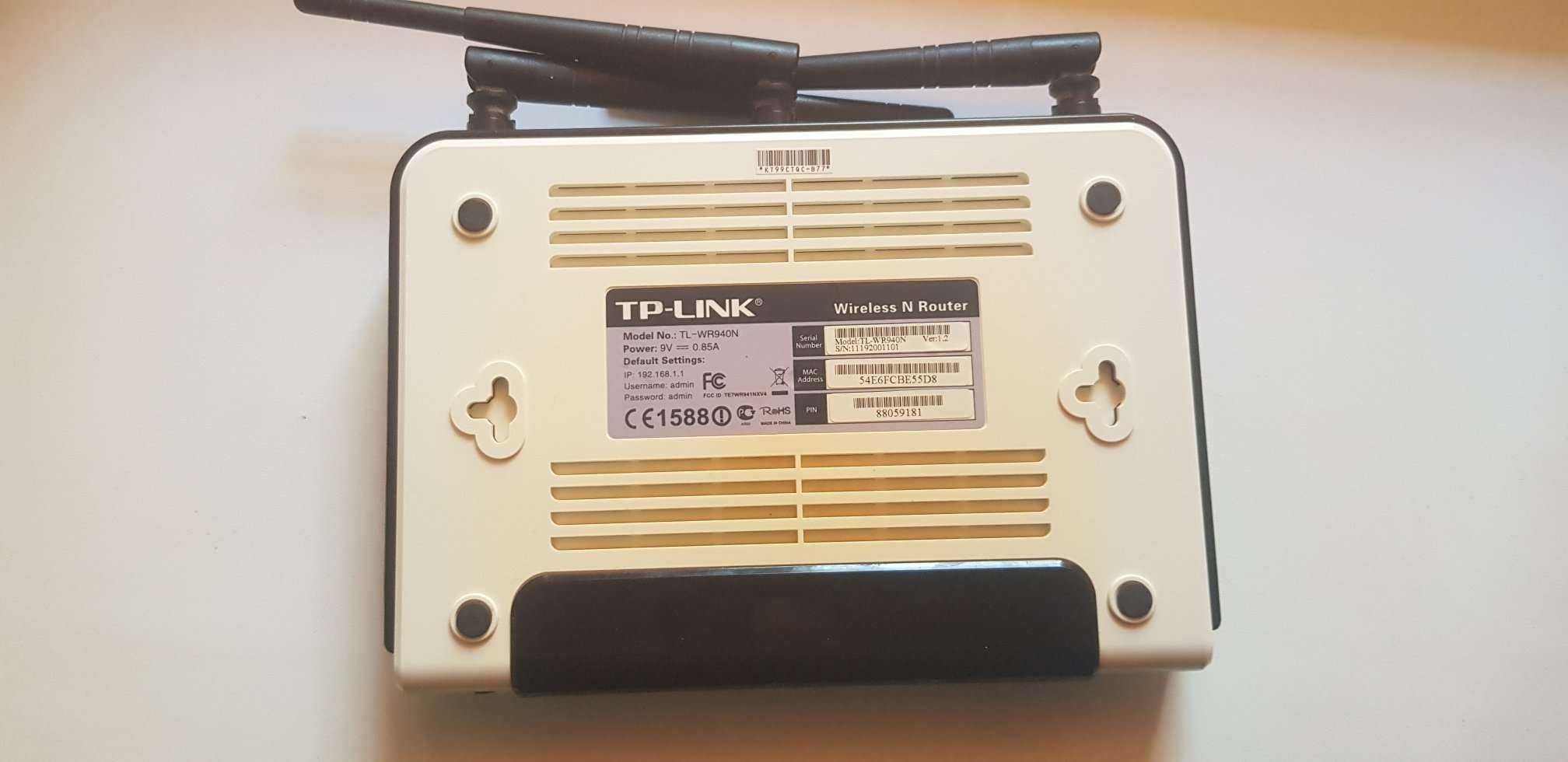 Роутер  TL-WR940N рабочий внешнее состояние нормальное без повреждений