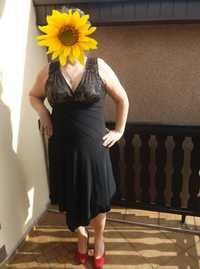 Sukienka czarna asymetryczna ze złotymi cekinami r 48