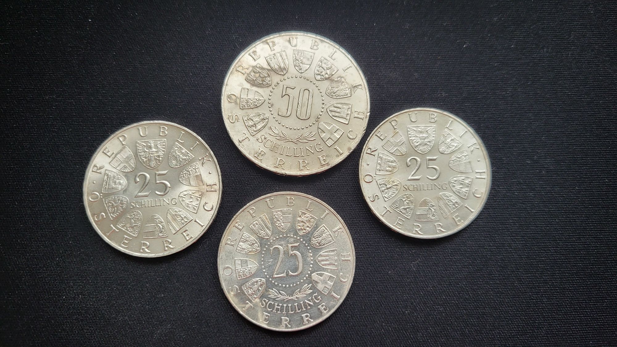 4 srebrny monety Austria.