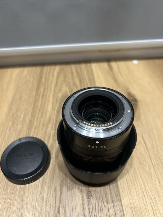Продам Nikkor  Z 35mm  f/1.8 S