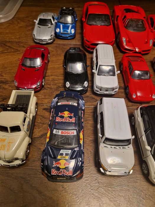 Samochodziki 22 sztuki