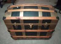 Stary kufer podrózny