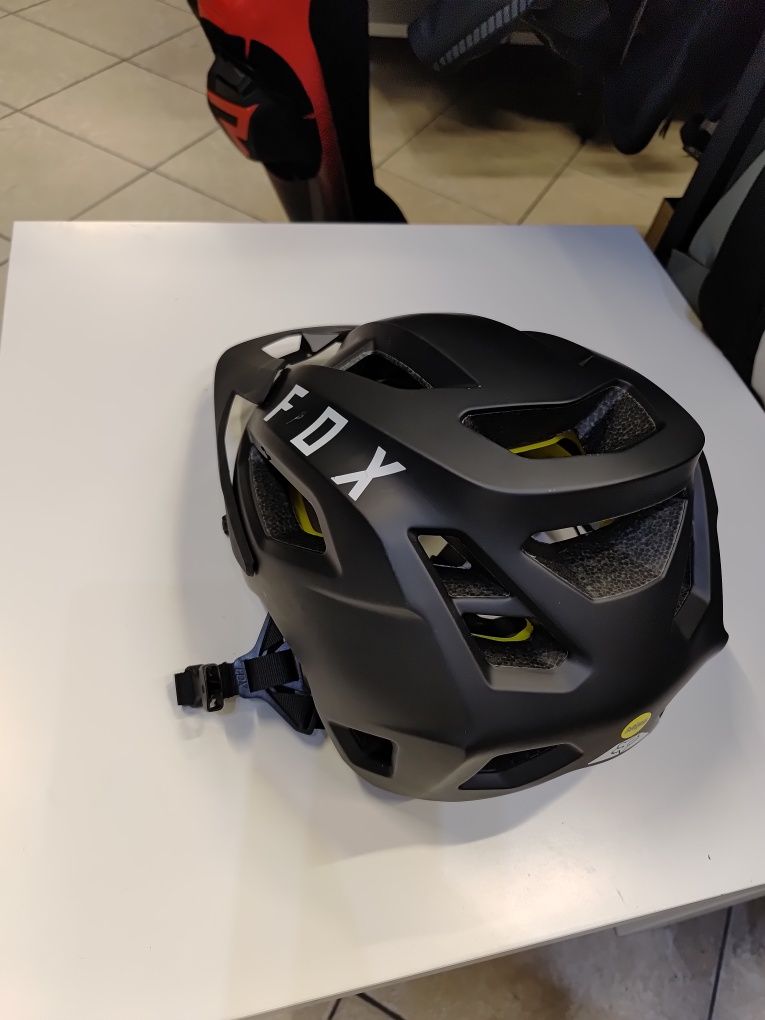 Kask FOX Speedframe czarny wyczynowy MIPS roz L