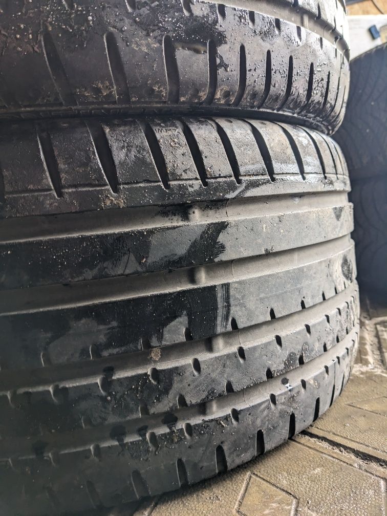255/35R18 94Y Continental