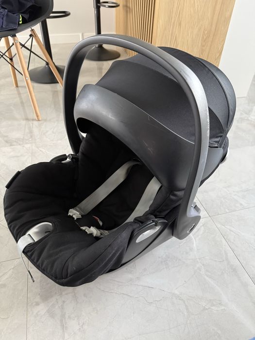 Nosidelko samochodowe cybex cloud Q