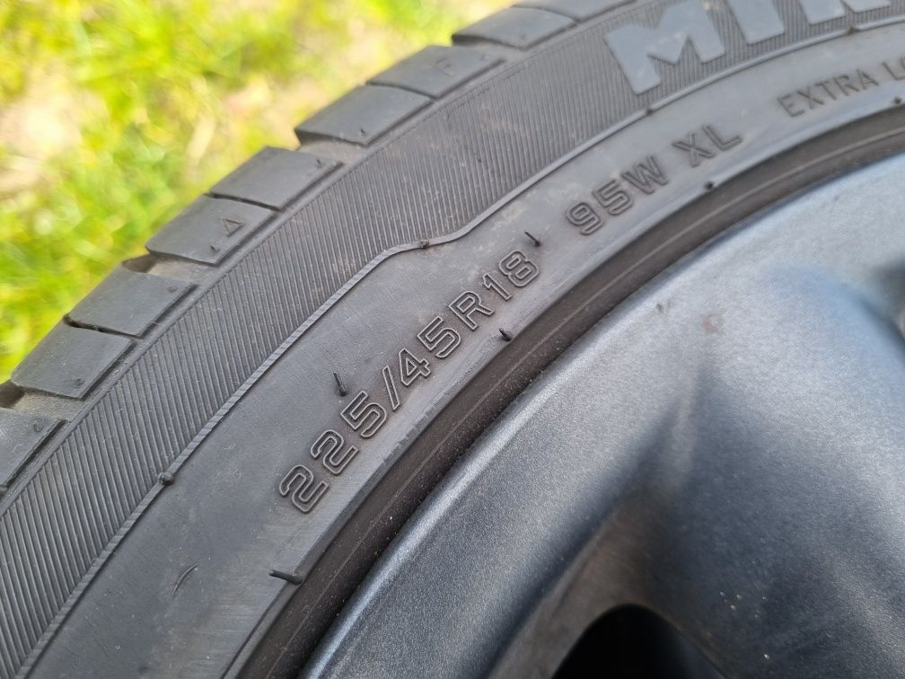 Felgi Alu + opony 225/45/18 letnie Mini Cooper S