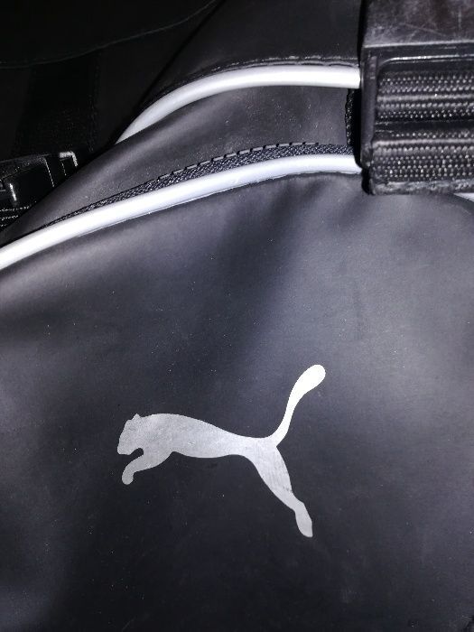 Mochila Escolar marca Puma, muito barata.