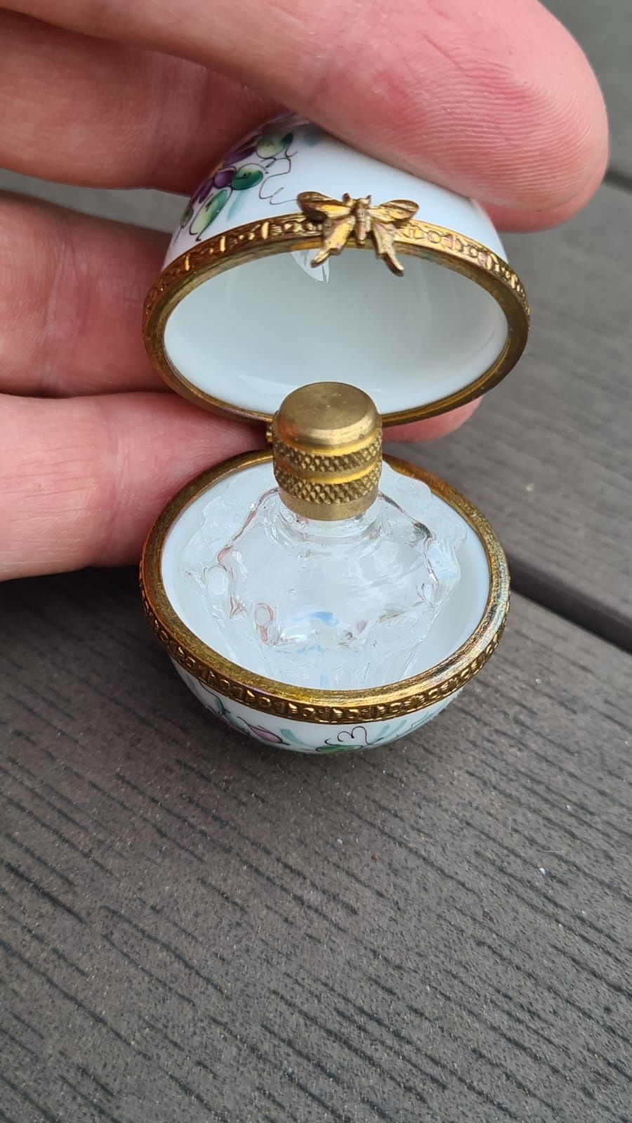 Jajko ferfumetka Limoges, stare perfumy Francja, retro, vintage