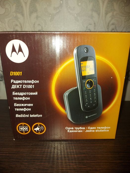 Радиотелефон Motorola D1001