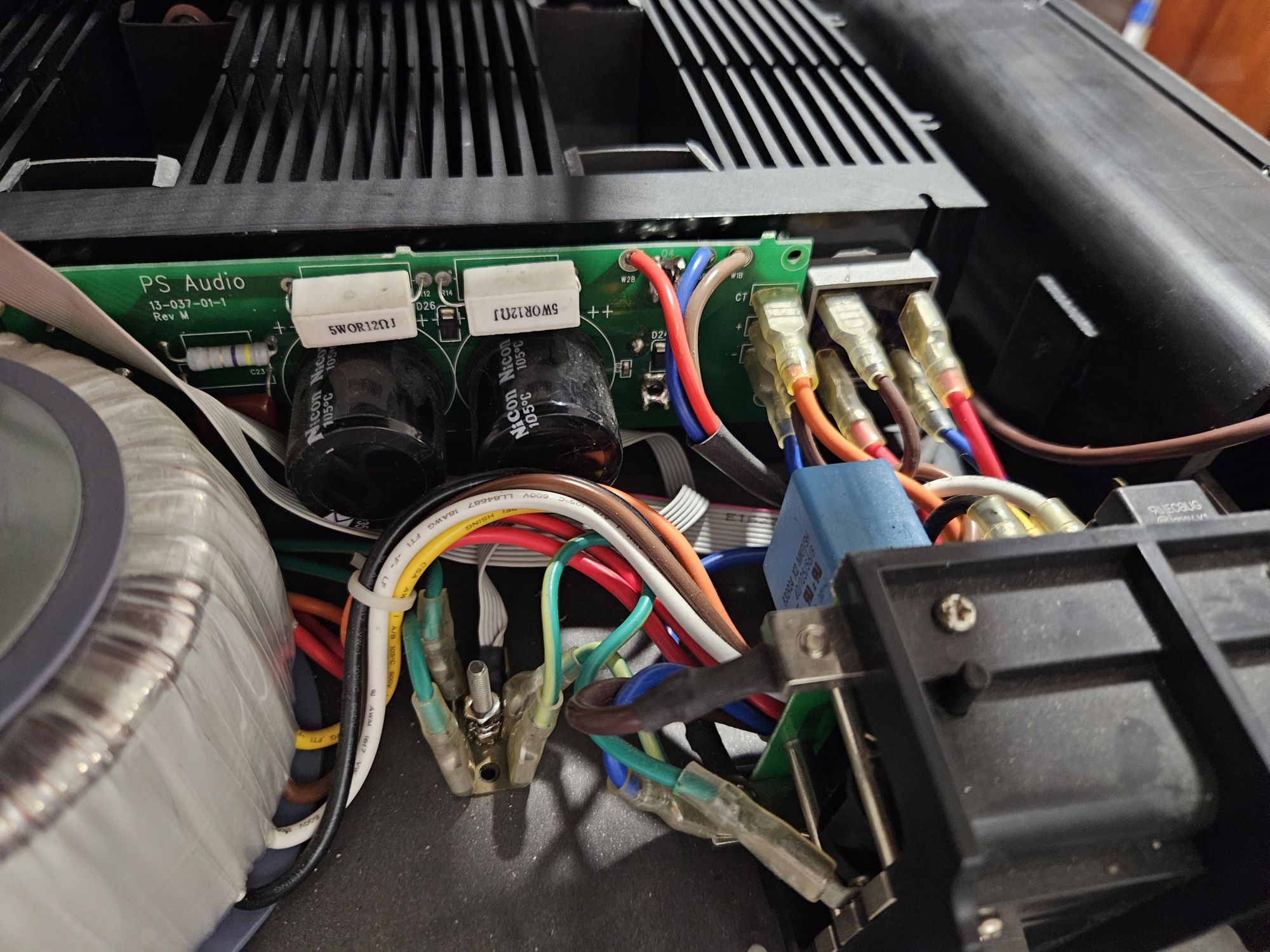 Ps Audio Power Plant Premier регенератор стабілізатор не робочий