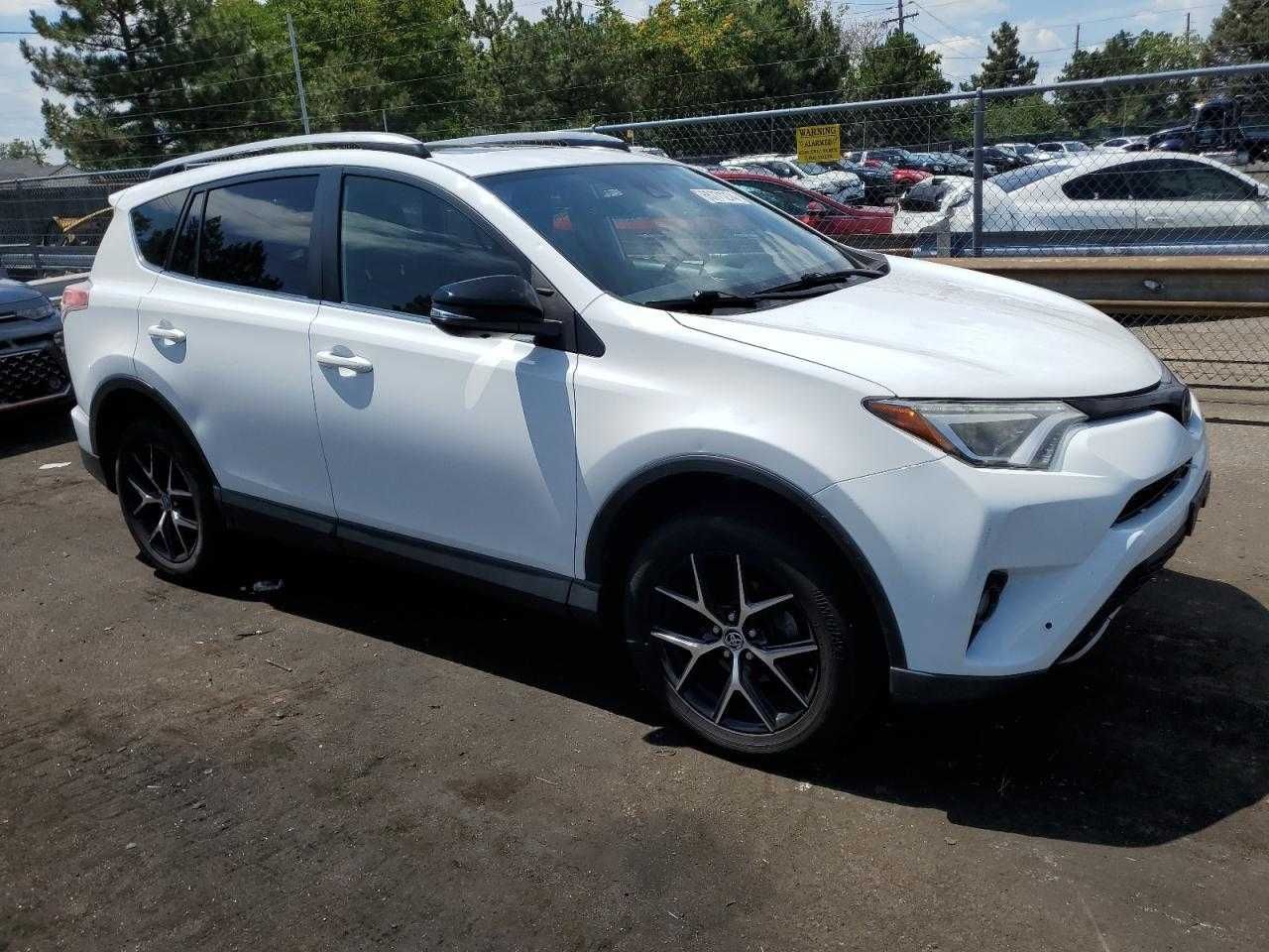 Бампер, крило, фара, капот Toyota RAV4 2016 - не разборка комплект