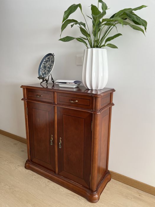 Sapateira mogno folheado de nogueira