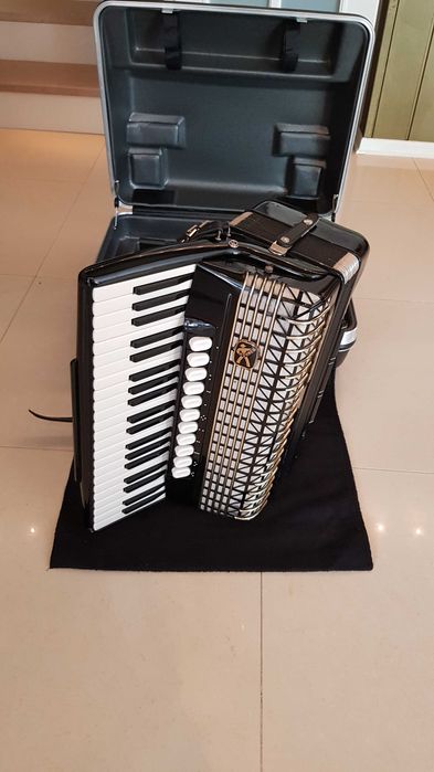 Akordeon HOHNER Atlantik 120 Basów Iv chórowy