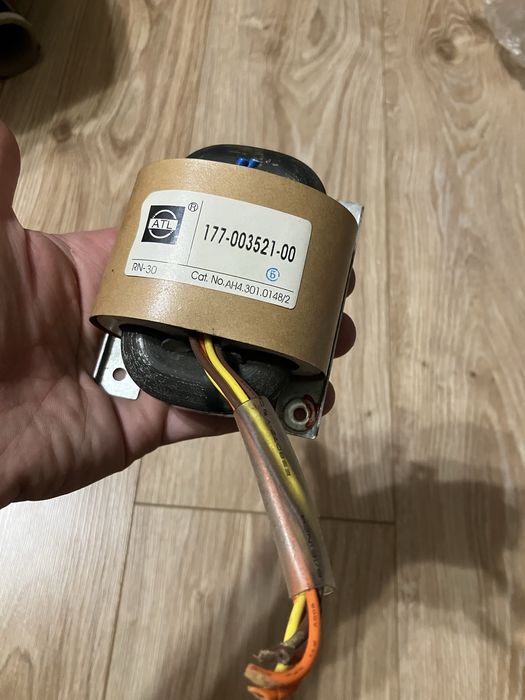 Transformator ATL RN 30 z miniwiezy Sony stan nieznany