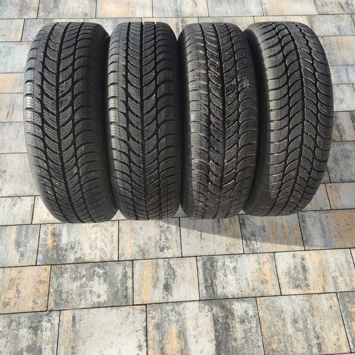 Dębica opony zimowe 195/65 r15 z felgami stalowymi