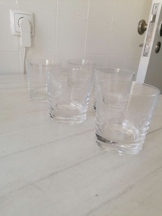 Conjunto 4 Copos Whisky em Vidro Trabalhado Base Grossa