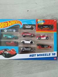 Zestaw 10 samochodów Hot Wheels