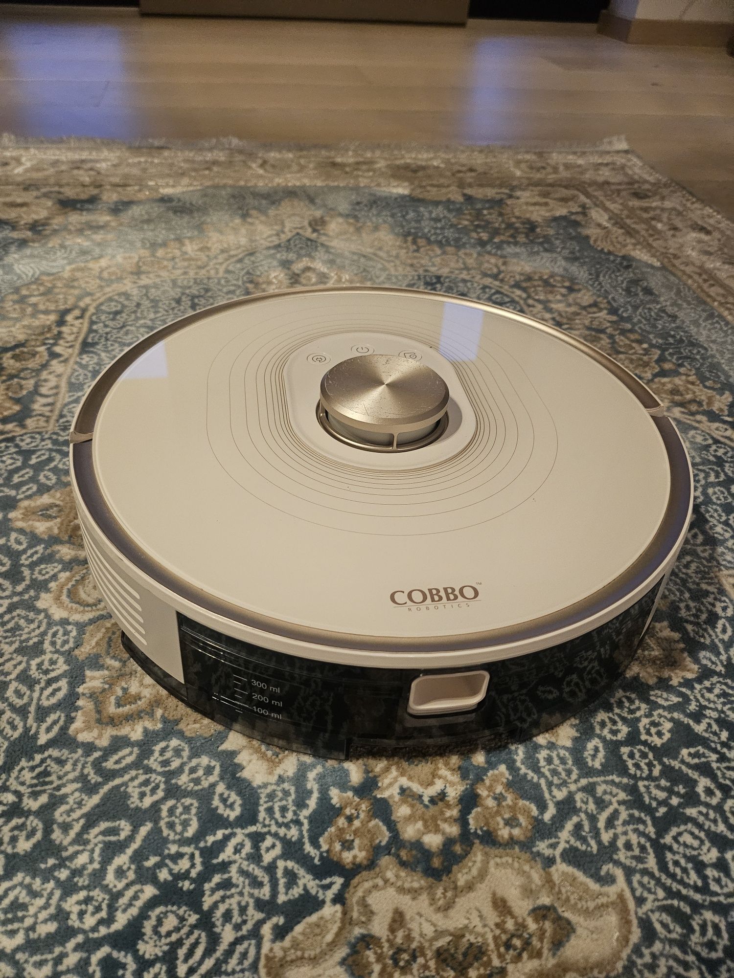 Robot Cobbo pro 27  mocująco odkurzający