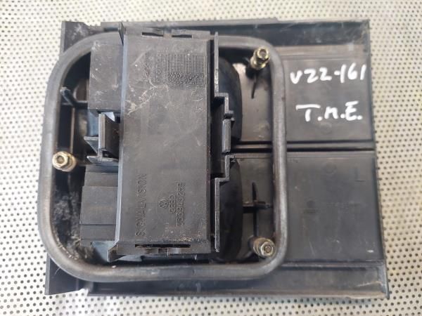 Farolim esquerdo VOLKSWAGEN Passat (3A2, 35I)