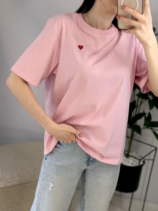 Футболка з сердечком