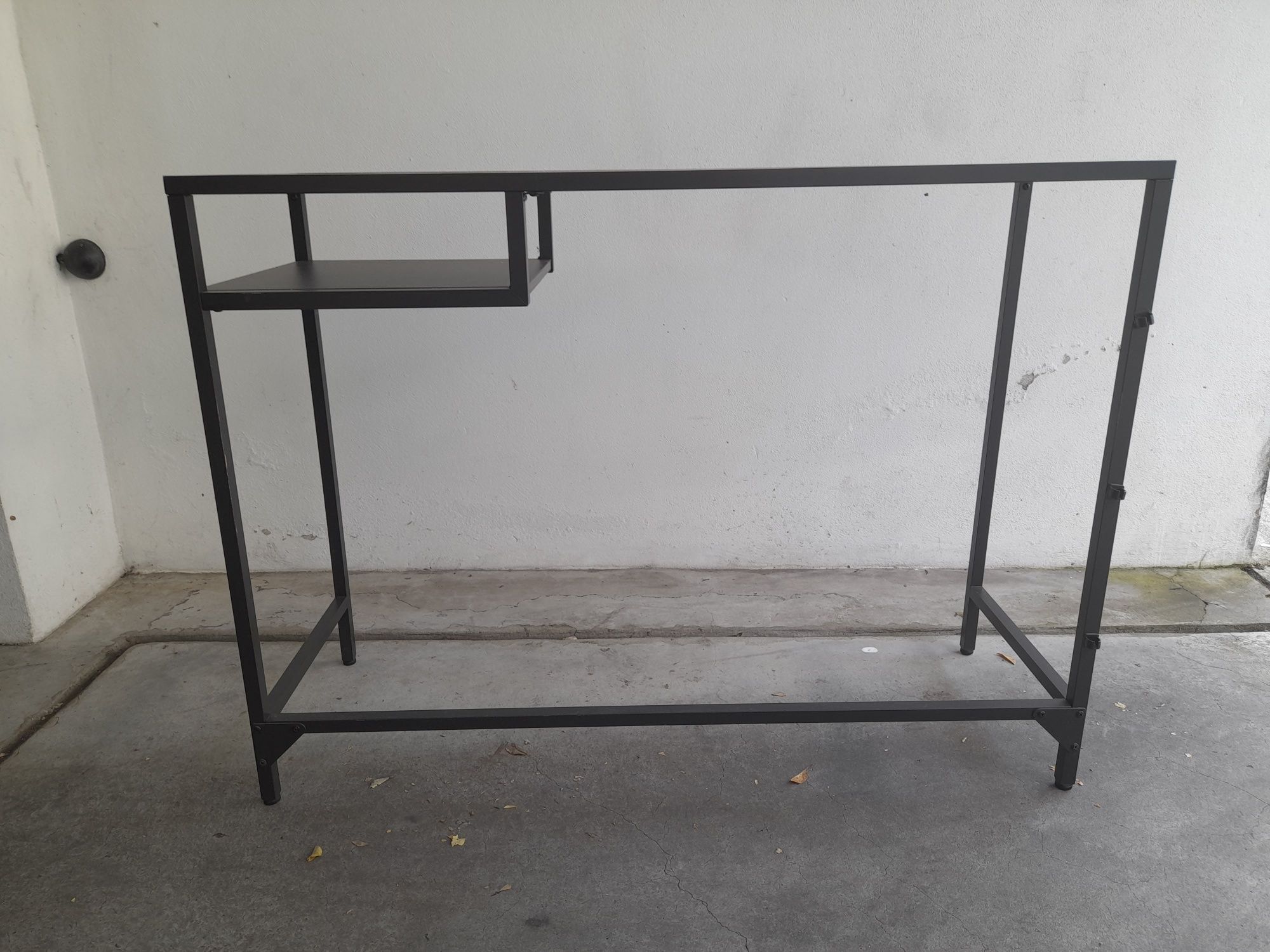 Mesa de vidro para hall de entrada