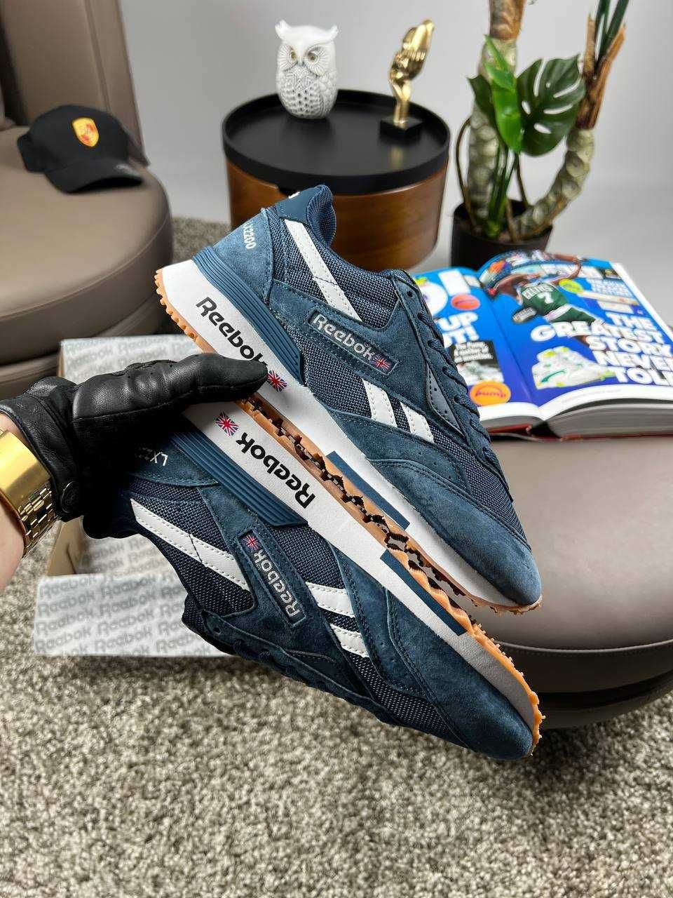 Чоловічі кросівки рібок Reebok Classic LX2200 Navy White [41-46]