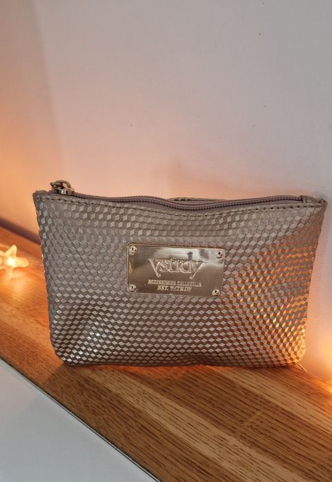 Kosmetyczka złota ystrdy