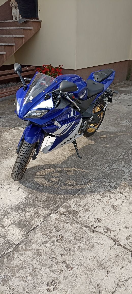 Sprzedam Yamaha YZF R125