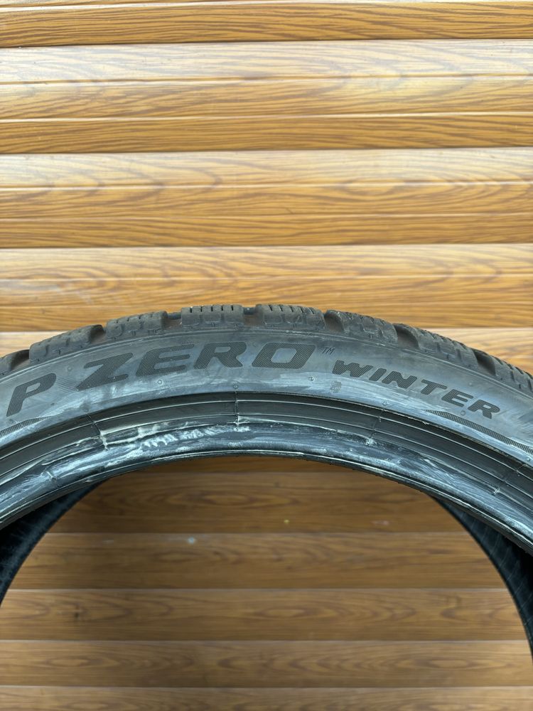 255/35/19 Pirelli P Zero Winter 7.4mm 2022r wysyłka!