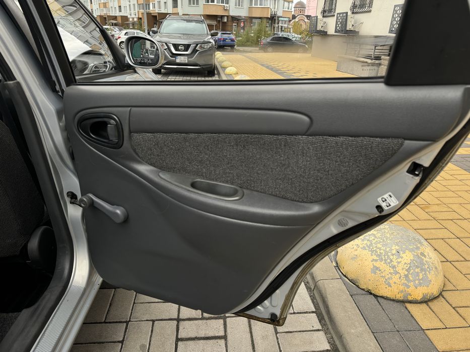 Продам Lanos 1.5 70тис.км пробіг