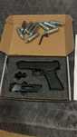 Glock 17  CO2 Nova apenas com carregador/parafuso estragado