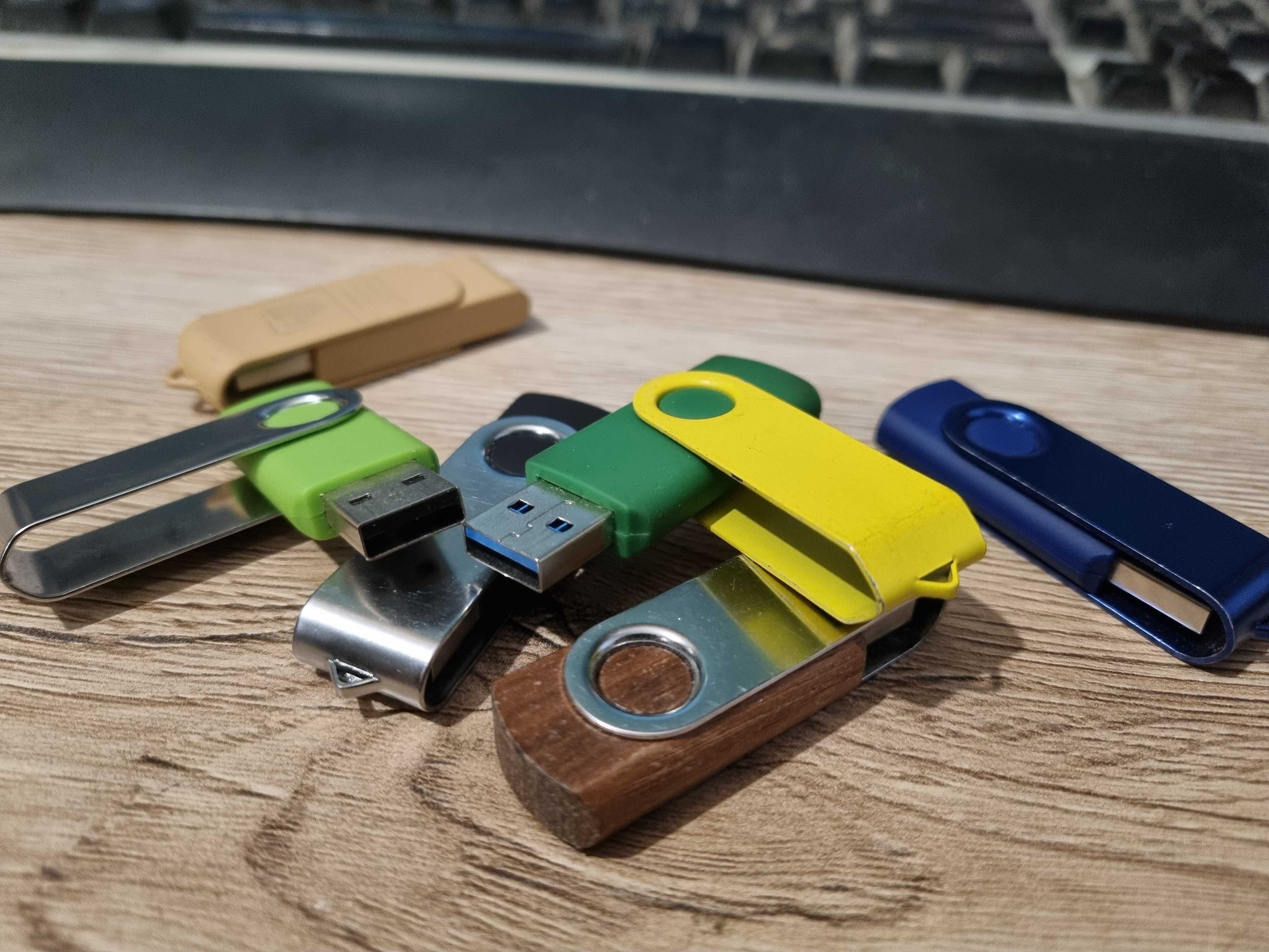 Pakiet pamięci flash USB 16GB