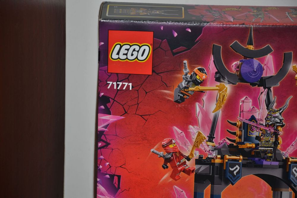 Конструктор LEGO NINJAGO Храм Кришталевого короля 71771 Нове