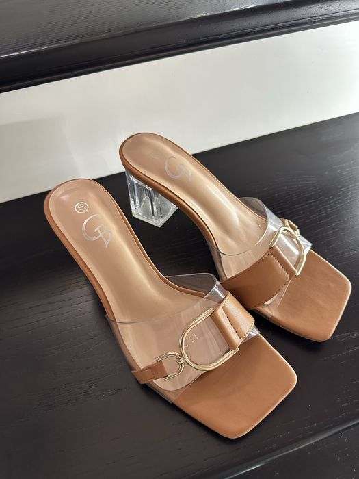 Взуття жіноче, мюлі