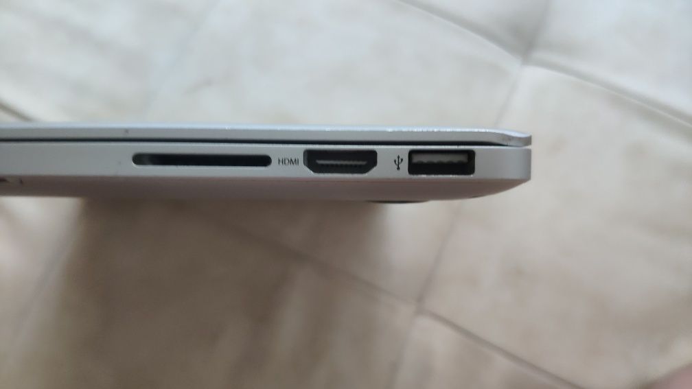 Macbook pro i7/16Gb/2Gb/256Gb