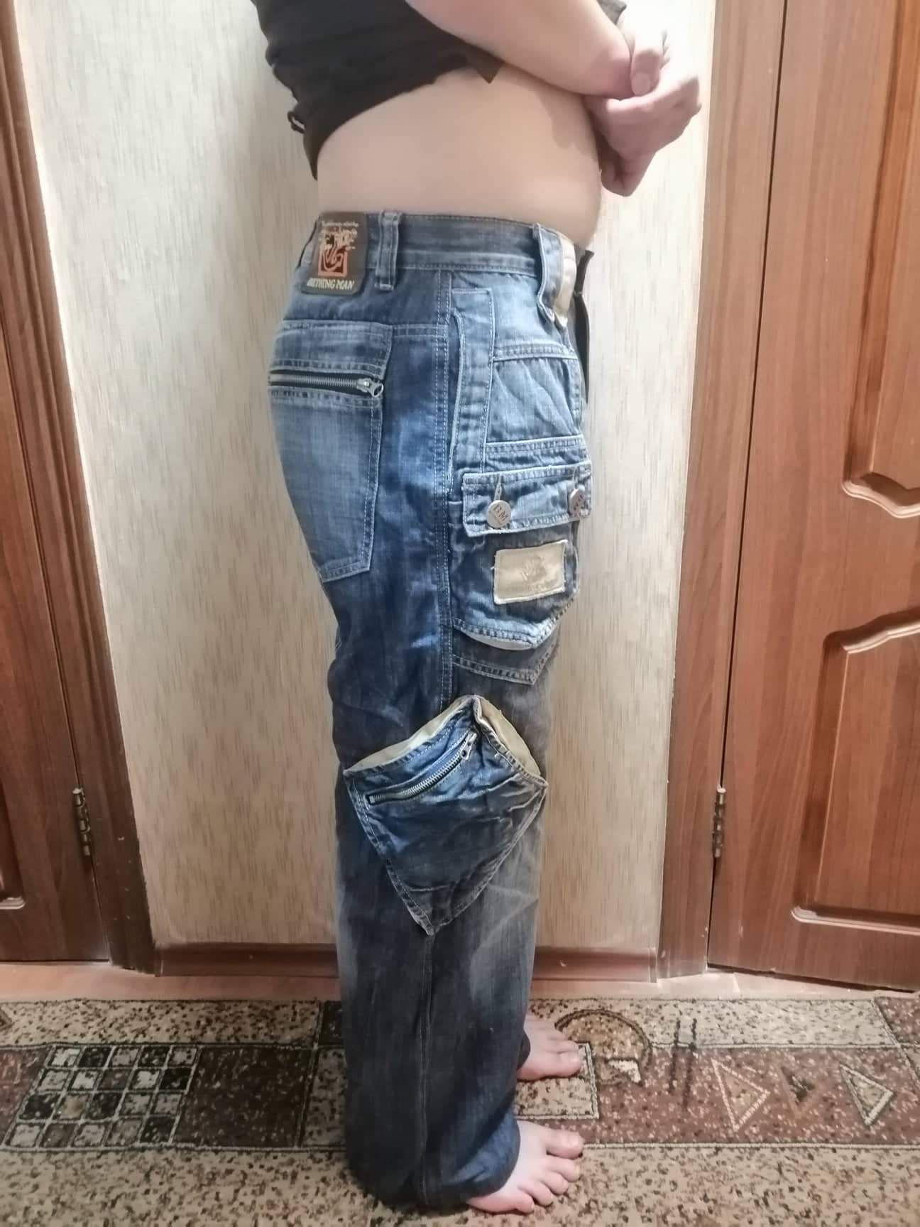 Штаны, джинсы в идеальном состоянии.
