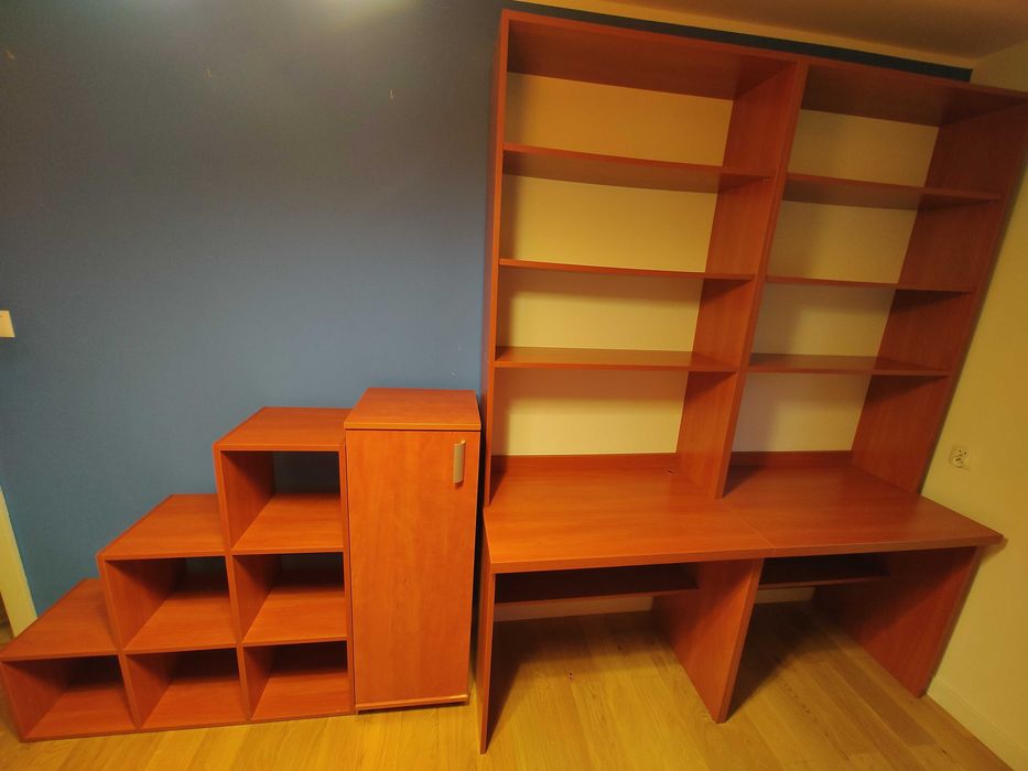 Meble do pokoju młodzież student