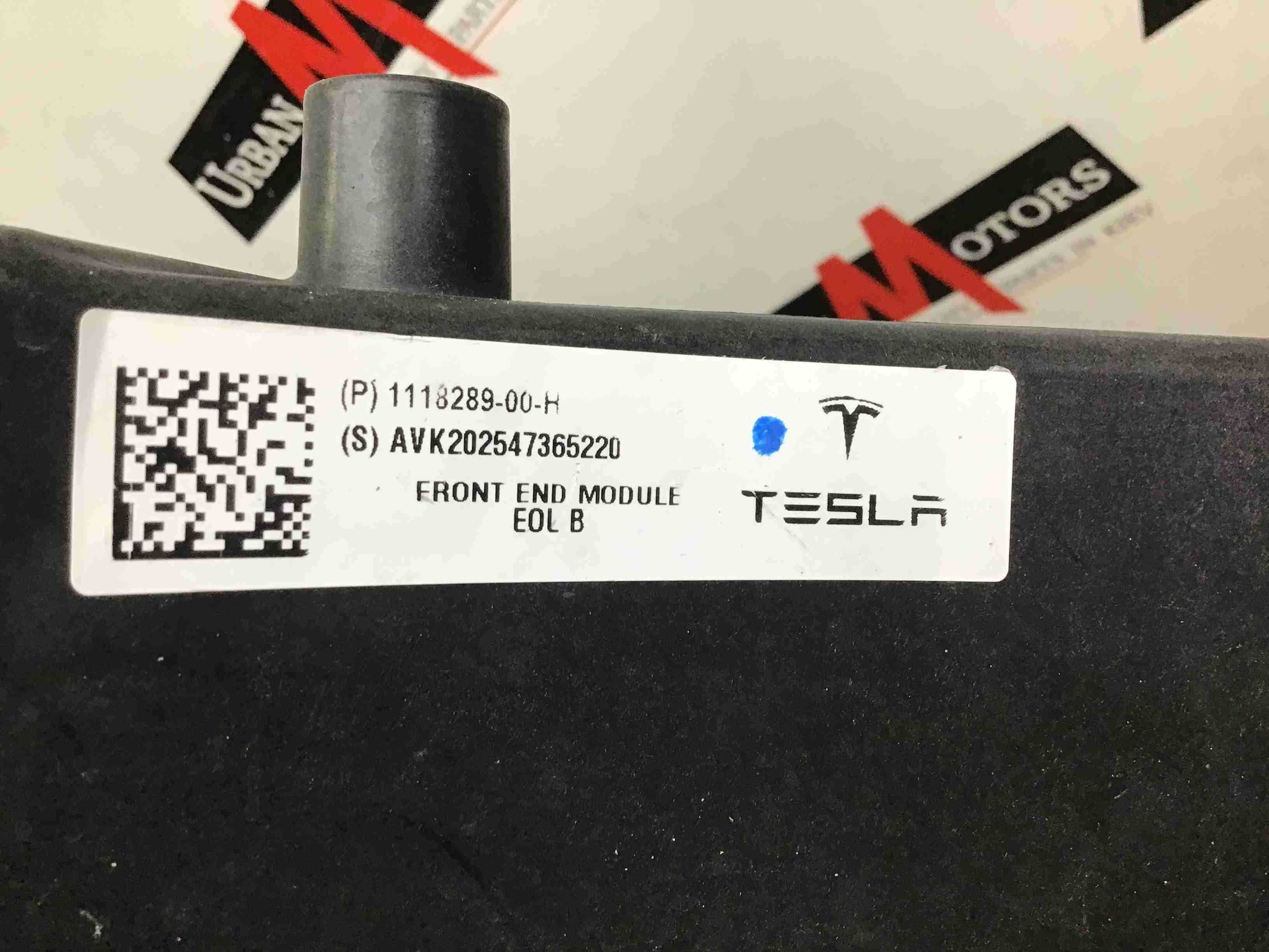 Установча панель (телевізор) Tesla	Model 3 108350100b