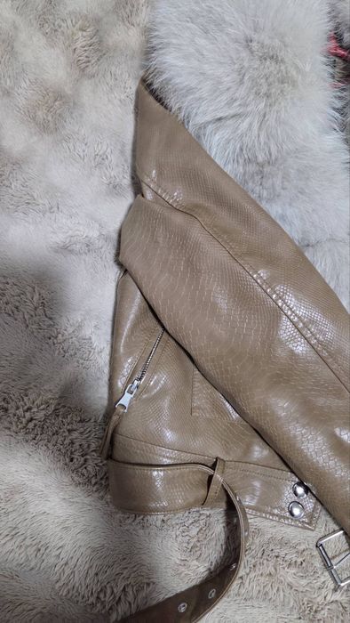 Крута тепла курточку