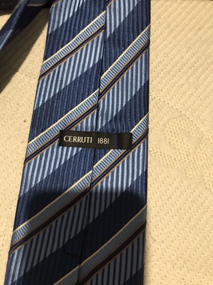 Костюм Facis collection + рубашка и галстук