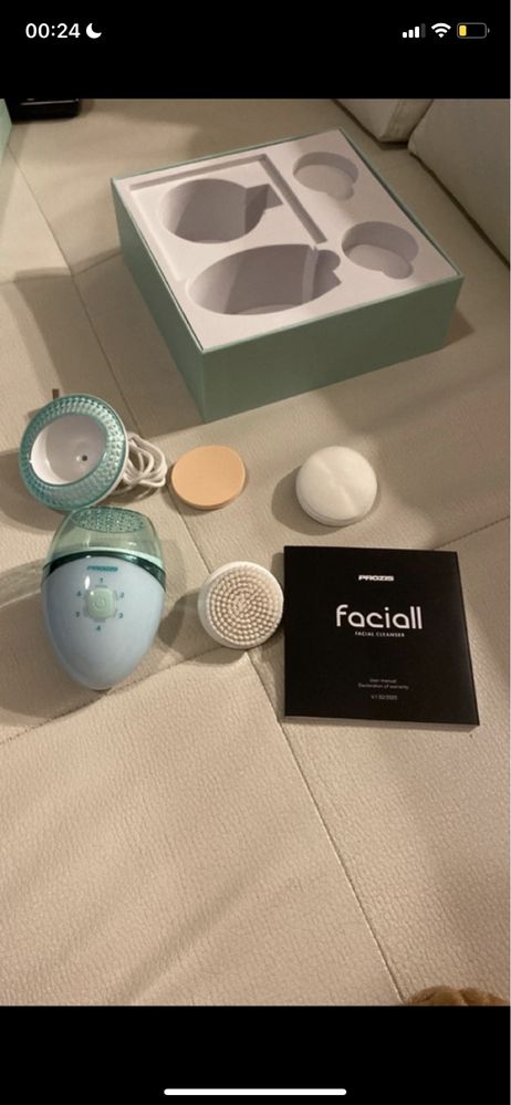 Aparelho de limpeza facial