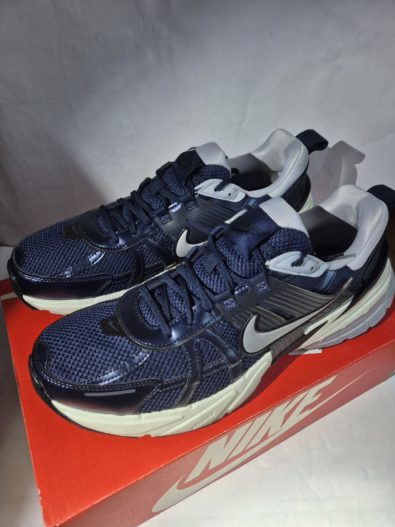 Nowe buty Nike V2K RUN
