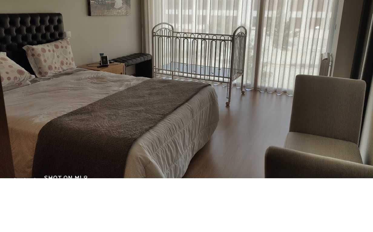 Cama de casal como nova