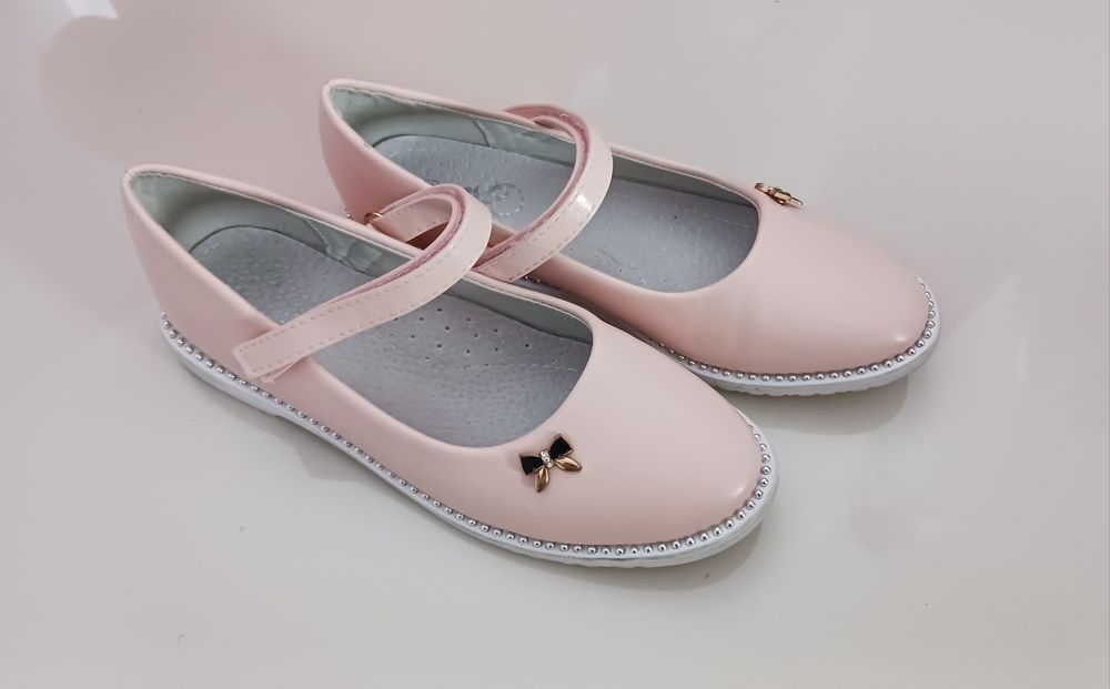 Buty wizytowe baleriny rozm. 33 (21 cm)
