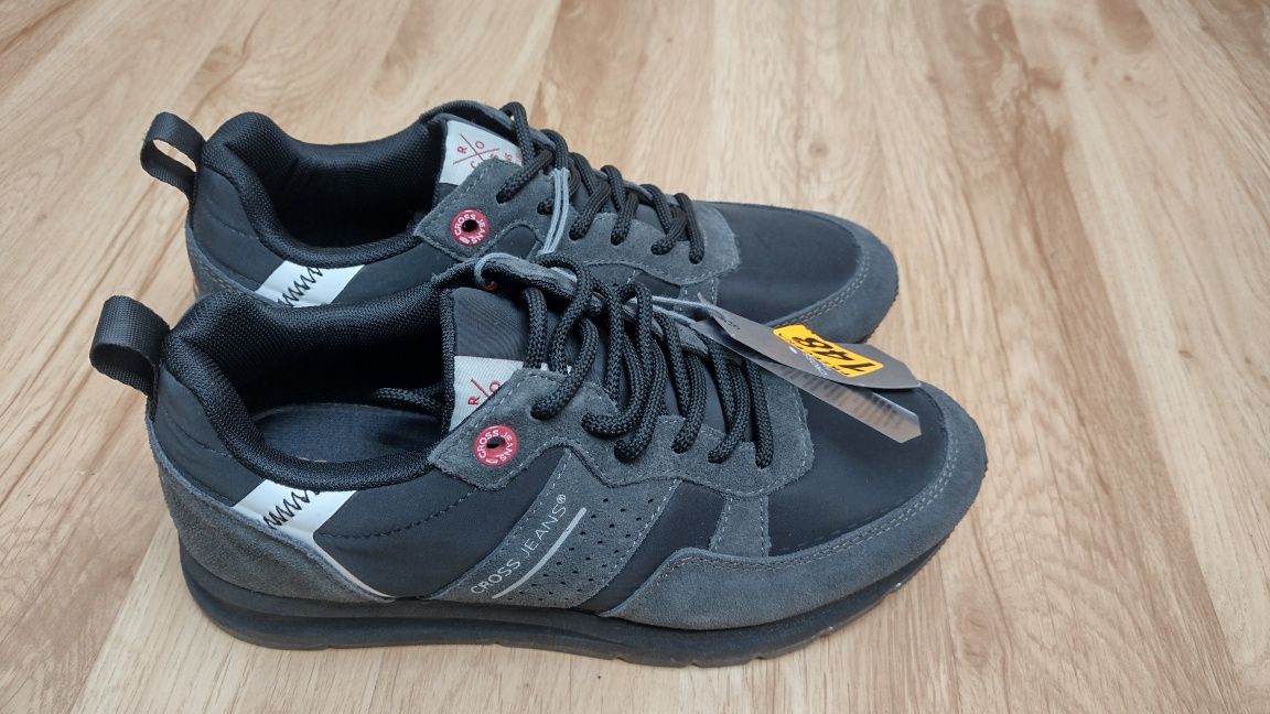 Sneakersy, buty sportowe męskie, firmy Cross Jeans, rozmiar 40. Nowe