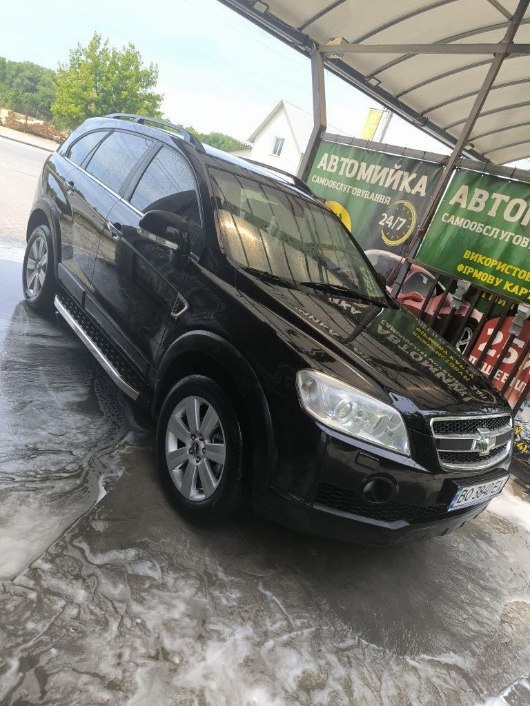 Автомобіль Chevrolet captiva