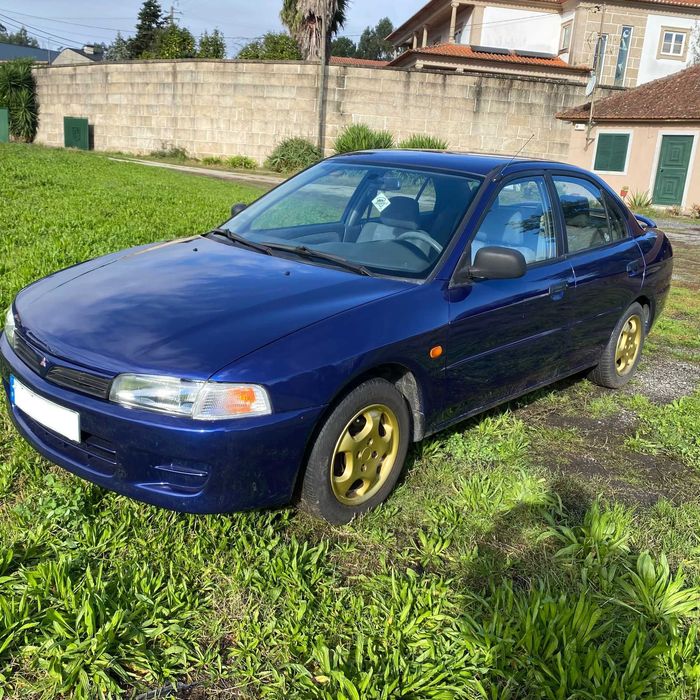 Mitsubishi Lancer 1.3 GLX 1996 com 148740
